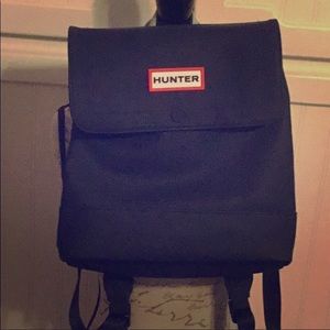 HUNTER SMALL BACKPACK